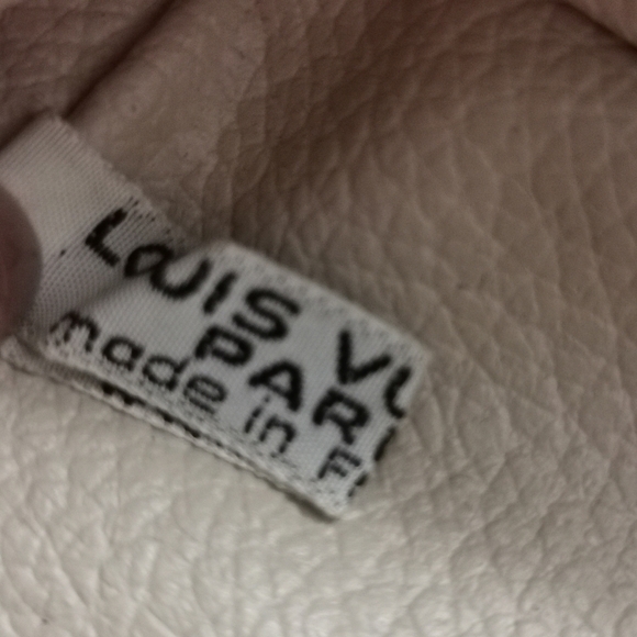 Louis Vuitton GM size make up bag - Picture 11 of 13